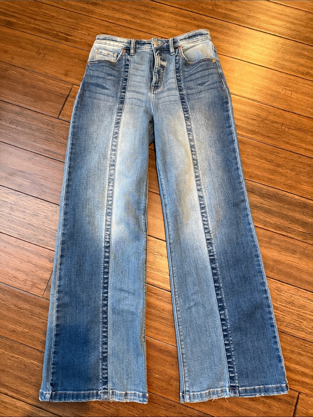 Artemis Design Co. Two-Tone Panel Wide Leg Jeans in Light and Medium Blue